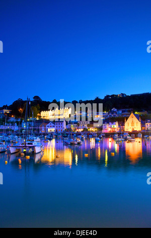 St. Aubin der Hafen von Dämmerung, St. Aubin, Jersey, Kanalinseln Stockfoto