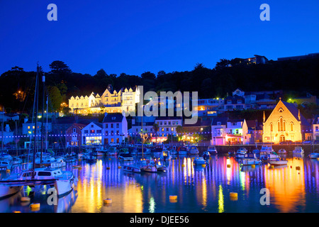 St. Aubin der Hafen von Dämmerung, St. Aubin, Jersey, Kanalinseln Stockfoto