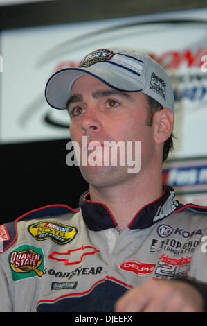 Sep 10, 2004; Richmond, VA, USA; JIMMY JOHNSON auf der Chevy Rock and Roll 400 Pressekonferenz auf dem Richmond International Raceway. Stockfoto