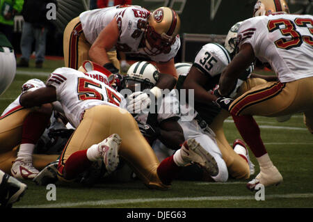 17. Oktober 2004; New York, NY, USA; NFL-Football: NY Jets Vs San Francisco 49 ERS im riesigen Stadion in New York. Jets gewannen das Spiel 22-14. Stockfoto