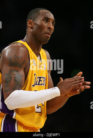 31. Oktober 2007 - Los Angeles, Kalifornien, USA - KOBE BRYANT von den Los Angeles Lakers in einem Spiel gegen die Houston Rockets im Staples Center am 30. Oktober 2007 in Los Angeles, Kalifornien. Raketen gewann 95-93.  (Kredit-Bild: © Ringo Chiu/ZUMA Press) Stockfoto