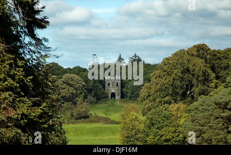 Die gotischen Bogen, einer der die Torheiten am Belvedere Estate, Mullingar, Westmeath, Irland. Stockfoto