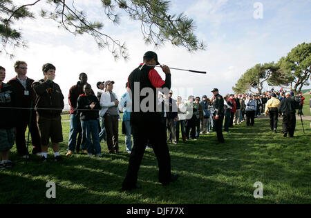 27. Januar 2008 - La Jolla, Kalifornien, USA - Finaltag den Buick Invitational Golfturnier am Torry Pines Golf Course. TIGER WOODS leitet für die 13..  (Kredit-Bild: © Sean M. Haffey/San Diego Union Tribune/ZUMA ÖAV) Einschränkungen: * USA Boulevardpresse Rechte heraus * Stockfoto