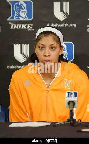 28. Januar 2008 - Durham, North Carolina, USA - Tennessee Lady Vols, auf Platz #2 in der Nation, besiegen #10 erreichte Duke Blue Devils 67-64 Herzogss Cameron Indoor Stadium in Durham, North Carolina. Im Bild: CANDACE PARKER (Kredit-Bild: © Tina Fultz/ZUMA Press) Stockfoto