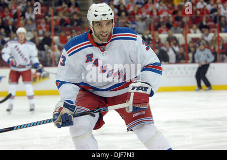 29. Januar 2008 - Raleigh, North Carolina, USA - New York Rangers (3) MICHAL ROZSÍVAL. Die Carolina Hurricanes besiegten die New York Rangers mit einem Endstand von 3: 1 im RBC Center in Raleigh. (Kredit-Bild: © Jason Moore/ZUMA Press) Stockfoto