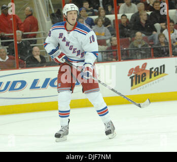 29. Januar 2008 - Raleigh, North Carolina, USA - New York Rangers (18) MARC STAAL. Die Carolina Hurricanes besiegten die New York Rangers mit einem Endstand von 3: 1 im RBC Center in Raleigh. (Kredit-Bild: © Jason Moore/ZUMA Press) Stockfoto