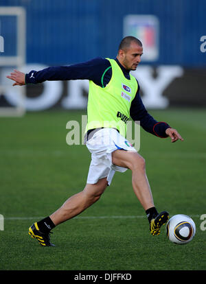 9. Juni 2010 - Pretoria, South Africa - Italien SIMONE PEPE besucht Trainingseinheit am Southdown College in Irene, südlich von Pretoria (Credit-Bild: © Luca Ghidoni/ZUMApress.com) Stockfoto