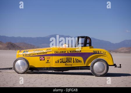 12. Juni 2010 - Barstow, Kalifornien, USA - Land schneller Rennwagen an der Southern California Timing Association-Zeitfahren in El Mirage Dry Testflugzeug in der Mojavewüste. (Kredit-Bild: © Max Dolberg/ZUMApress.com) Stockfoto