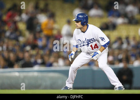 12. Juni 2010: Dodgers 2 b #14 Jamey Carroll aus der zweiten Base während der Engel vs. Dodgers führt match bei Dodgers Stadium in Los Angeles, Kalifornien. Der Engel fuhr fort, die Dodgers mit einem Endstand von 4: 2 besiegen. Obligatorische Credit: Brandon Parry / Southcreek Global (Kredit-Bild: © Brandon Parry/Southcreek Global/ZUMApress.com) Stockfoto