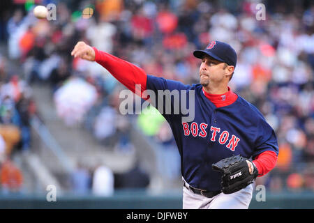 San Francisco, CA: Boston Rot Sox Tim Wakefield (49) Stellplätze den Ball. Die Giants gewannen das Spiel 5: 4. (Kredit-Bild: © Charles Herskowitz/Southcreek Global/ZUMApress.com) Stockfoto