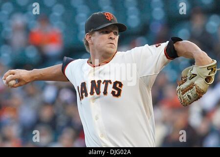 29. Juni 2010: San Francisco, Kalifornien: San Francisco Giants beherbergt die Los Angeles Dodgers. San Francisco Giants starten Pitcher Matt Cain (18) ist noch sieglosen gegen die Los Angeles Dodgers.  Los Angeles Dodgers gewinnen das Spiel 4: 2. (Kredit-Bild: © Dinno Kovic/Southcreek Global/ZUMApress.com) Stockfoto