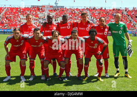 10. Juli 2010 - Toronto, Ontario, Kanada - 10. Juli 2010: Toronto FC findet am Colorado Rapids im BMO Field in Toronto, Ontario. Toronto besiegt Colorado 1-0..Mandatory Credit: Anson Hung / Southcreek Global (Credit-Bild: © Southcreek Global/ZUMApress.com) Stockfoto