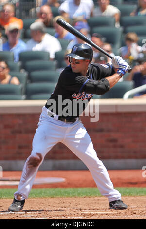 New York Mets Designated Hitter Chris Carter (#23) während des Spiels am Citifield. Die Mets besiegte die Braves 3-0. (Kredit-Bild: © Anthony Gruppuso/Southcreek Global/ZUMApress.com) Stockfoto