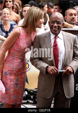 Savanne Guthrie und Al Roker am Rockefeller Center für die "Heute" Show-Konzert-Reihe New York City, USA - 13.07.12 Stockfoto
