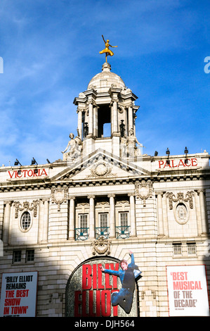 Das Victoria Palace Theatre, London, England, Großbritannien Stockfoto