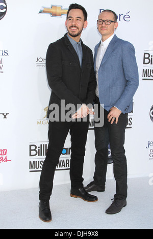 Mike Shinoda Chester Bennington (Linkin Park) 2012 statt Billboard Music Awards im MGM Grand Garden Arena - Ankünfte Las Vegas Stockfoto