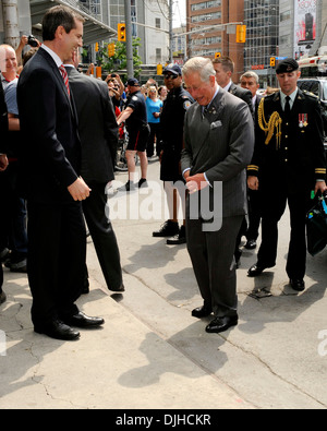 Prinz Charles Prince Of Wales Ankunft an der Ryerson University für Digital Media Zone Tour während 2012 Royal Tour of Ontario Stockfoto