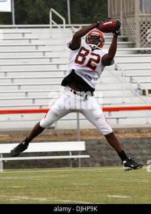 Cincinnati Bengals-Tight-End Reggie Kelly (82) nach oben geht und macht einen Haken in Aktion aus der Bengals Trainingslager am Georgetown College in Georgetown, Kentucky (Credit-Bild: © Wayne Litmer/Southcreek Global/ZUMApress.com) Stockfoto