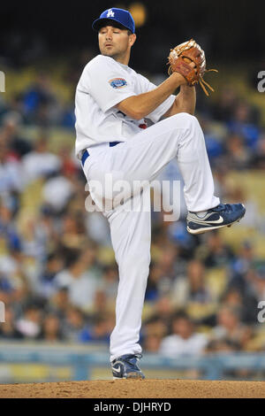 3. August 2010 - Los Angeles, California, Vereinigte Staaten von Amerika - 3. August 2010: Schwindler Krug Ted Lily (29) im Spielgeschehen Stellplätze. Die San Diego Padres verlor gegen die Los Angeles Dodgers mit einem Score von 2: 1 im Dodger Stadium in Los Angeles. California... Obligatorische Credit: Andrew Fielding / Southcreek Global (Kredit-Bild: © Southcreek Global/ZUMApress.com) Stockfoto