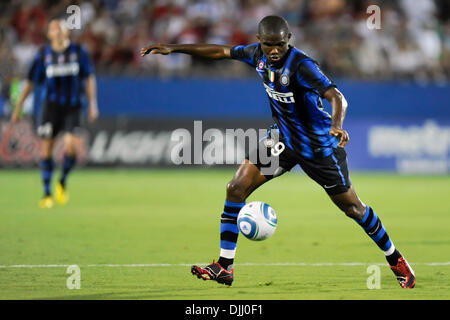 5. August 2010 - Frisco, Texas, Vereinigte Staaten von Amerika - 5. August 2010: Inter Milan nach vorne Samuel Eto'o (9) sucht Feld UEFA Champions Inter Mailand FC Dallas 2-2 bei Pizza Hut Park, Frisco, Texas verbindet.  Obligatorische Credit: Steven Leija / Southcreek Global (Kredit-Bild: © Southcreek Global/ZUMApress.com) Stockfoto