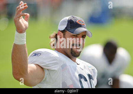 5. August 2010 - Bourbonnais, Illinois, Vereinigte Staaten von Amerika - 5. August 2010: Chicago Bears lange Schnapper Patrick Mannelly (65) während die Bären training camp Praxis an der Olivet Nazarene University in Bourbonnais, IL... Obligatorische Credit - John Rowland / Southcreek Global. (Kredit-Bild: © Southcreek Global/ZUMApress.com) Stockfoto