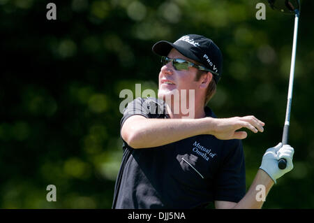 7. August 2010 - Verona, New York, Vereinigte Staaten von Amerika - 7. August 2010: Profi-Golfer-ARON-Preis Uhren seinen Abschlag in der dritten Runde der Turning Stone Resort Championship spielte im Atunyote Golf Club in Verona, New York. Obligatorische Credit: Mark Konezny / Southcreek Global (Kredit-Bild: © Southcreek Global/ZUMApress.com) Stockfoto