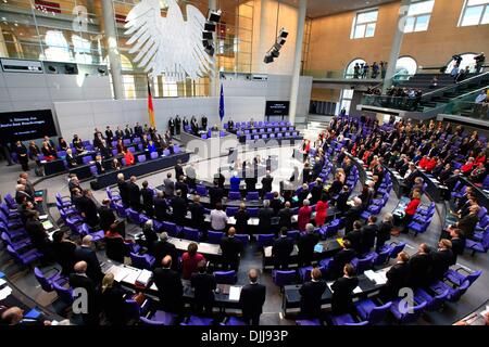 Berlin, Deutschland. 28. November 2013. Berlin, Deutschland. 28. November 2013. 3. Plenarsitzung (Militar Mission in Sudan) mit Beteiligung von Bundeskanzlerin Angela Merkel. / Bild: Bundestag. Bildnachweis: Reynaldo Paganelli/NurPhoto/ZUMAPRESS.com/Alamy Live-Nachrichten Stockfoto