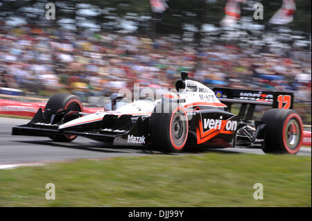 8. August 2010 - Lexington, Ohio, Vereinigte Staaten von Amerika - 8. August 2010; Team Penske schaltet sich während der Izod IndyCar Serie Honda Indy 200 auf der Mid-Ohio Sports Car Course in Lexington, Ohio... Obligatorische Credit: Willen Schneekloth / Southcreek Global (Kredit-Bild: © Southcreek Global/ZUMApress.com) Stockfoto