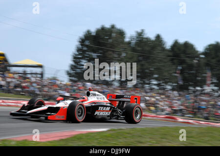 8. August 2010 - Lexington, Ohio, Vereinigte Staaten von Amerika - 8. August 2010; Team-Penskes HELIO CASTRONEVES während der Izod IndyCar Serie Honda Indy 200 auf der Mid-Ohio Sports Car Course in Lexington, Ohio. Castroneves beendete das Rennen Dritter... Obligatorische Credit: Willen Schneekloth / Southcreek Global (Kredit-Bild: © Southcreek Global/ZUMApress.com) Stockfoto