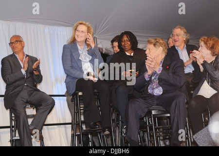 Jon Kamen Meryl Streep Whoopi Goldberg Robert De Niro Kelly Ripa Jerry Stiller und Anne Meara 2012 Made In NY Auszeichnungen bei Gracie Stockfoto