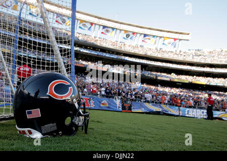 14. August 2010 - San Diego, California, Vereinigte Staaten von Amerika - 14. August 2010: Chicago Bears nebenberuflich vor Spiel gegen die San Diego Chargers. Die Bären verloren mit den Ladegeräten pre-Season Opener 25-10 im Qualcomm Stadium in San Diego, Kalifornien. Obligatorische Credit: Nick Morris / Southcreek Global (Kredit-Bild: © Southcreek Global/ZUMApress.com) Stockfoto