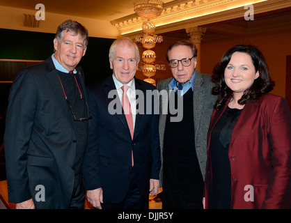 Dan Ford Jimmy Deenihan Peter Bogdanovich und Gast IFTA John Ford Irland Symposium Start statt in der National Concert Hall- Stockfoto