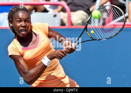 20. August 2010 ist - Montreal, Quebec, Kanada - FRANCOISE ABANDA während das Mädchen unter 16 nationale Meisterschaft im Uniprix Stadium in Montreal, Quebec, Kanada. (Kredit-Bild: © Leon Switzer/Southcreek Global/ZUMApress.com) Stockfoto