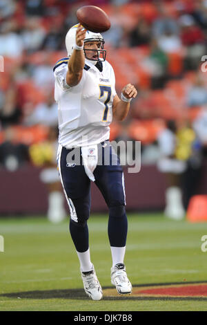 Sep 02, 2010 - San Francisco, California, Vereinigte Staaten von Amerika - San Diego Chargers QB Billy Volek (7) löst einen Pass im ersten Quartal die NFL Vorsaison Spiel zwischen den San Francisco 49ers und den San Diego Chargers im Candlestick Park.  Die 49ers lead 10-0 bei der Hälfte. (Kredit-Bild: © Matt Cohen/Southcreek Global/ZUMApress.com) Stockfoto