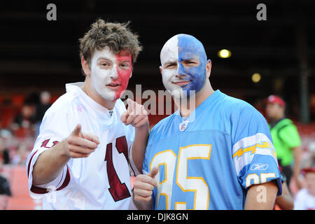 Sep 02, 2010 - San Francisco, California, Vereinigte Staaten von Amerika - Fans bekommen vor dem NFL Preseason Spiel zwischen den San Francisco 49ers und den San Diego Chargers im Candlestick Park aufgedreht.  Die 49ers schlagen die Ladegeräte 17-14 in der letzten Vorsaison Spiel für beide Mannschaften. (Kredit-Bild: © Matt Cohen/Southcreek Global/ZUMApress.com) Stockfoto