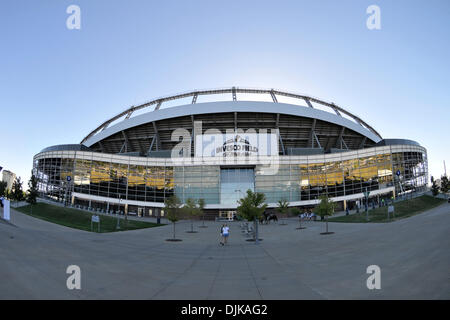 Sep 04, 2010 - Denver, Colorado, Vereinigte Staaten von Amerika - Blick auf das Stadion vor dem Spiel Rocky Mountain Showdown zwischen die Colorado State Rams und der Colorado Buffaloes bei Invesco Field at Mile High. (Kredit-Bild: © Andrew Fielding/Southcreek Global/ZUMApress.com) Stockfoto