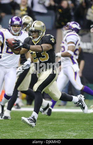 24. Januar 2010: während der Spielaktion der NFC Meisterschaft zwischen den Minnesota Vikings und den New Orleans Saints an der Louisiana Superdome in New Orleans, Louisiana. (Kredit-Bild: © Donald Seite/Southcreek Global/ZUMApress.com) Stockfoto