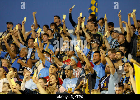 11. September 2010 - Chester, Pennsylvania, Vereinigte Staaten von Amerika - Philadelphia Union-Fans fordern eine gelbe Karte während des Spiels gegen die Chicago Fire im PPL Park in Chester, Pennsylvania. Die Union verdient ihre ersten Herunterfahren, gewann 1-0. (Kredit-Bild: © Kate McGovern/Southcreek Global/ZUMApress.com) Stockfoto