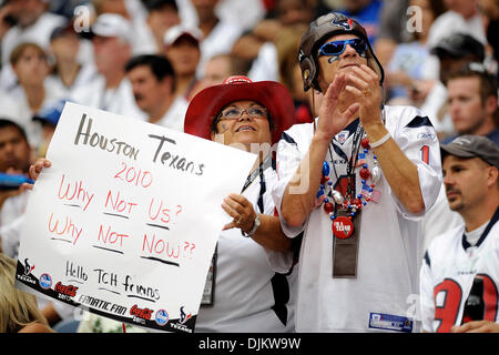 12. September 2010 - fans Houston, Texas, Vereinigte Staaten von Amerika - The Houston Texans denken, dass dies ihr Jahr ist. Die Texaner gegen die Colts 34-24. (Kredit-Bild: © Jerome Miron/Southcreek Global/ZUMApress.com) Stockfoto