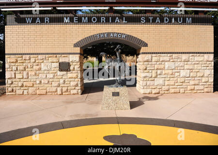 18. September 2010 - Laramie, Wyoming, Vereinigte Staaten von Amerika - '' The Arch'' im War Memorial Stadion vor Boise State Wyoming im War Memorial Stadion vor. (Kredit-Bild: © Andrew Fielding/Southcreek Global/ZUMApress.com) Stockfoto