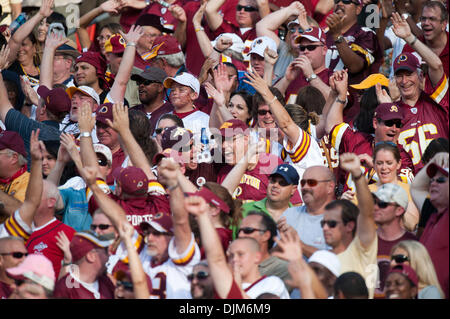 Sept. 19, 2010 - Landover, Maryland, Vereinigte Staaten von Amerika - hoffnungsvolle Washington Redskins Fans bei FedEx Field NFL-Spiel. (Kredit-Bild: © Roland Pintilie/Southcreek Global/ZUMApress.com) Stockfoto