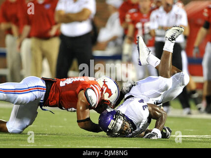 24. September 2010 - Dallas, TX, USA - 24. September 2010: TCU Horned Frogs Runningback Ed Wesley (34) während des Spiels der Texas Christian University gehörnte Frösche und die Southern Methodist University Mustangs Gerald J. Ford Stadium. TCU führt die erste Halbzeit 14-10. (Kredit-Bild: © Patrick Grün/Southcreek Global/ZUMApress.com) Stockfoto