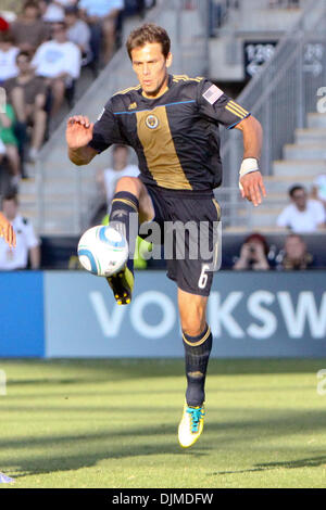 25. September 2010 - Chester, Pennsylvania, Vereinigte Staaten von Amerika - Philadelphia Union vorwärts Stefani Miglioranzi (#6) dribbelt den Ball während des Spiels gegen Chivas USA im PPL Park in Chester, Pennsylvania. Die Union gewann 3: 0. (Kredit-Bild: © Kate McGovern/Southcreek Global/ZUMApress.com) Stockfoto