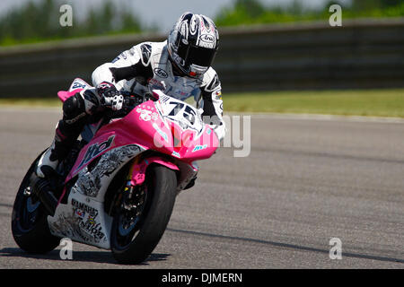 25. September 2010 - Birmingham, Al, Vereinigte Staaten von Amerika - Huntley Nash (75) während der AMA Pro Supersport-Rennen im Barber Motorsports Park. (Kredit-Bild: © Jason Clark/Southcreek Global/ZUMApress.com) Stockfoto