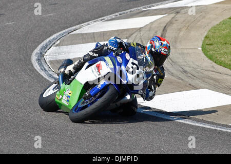 25. September 2010 - Birmingham, Al, Vereinigte Staaten von Amerika - Kris Turner (38) während der AMA Pro Daytona SportBike-Rennens im Barber Motorsports Park. (Kredit-Bild: © Jason Clark/Southcreek Global/ZUMApress.com) Stockfoto