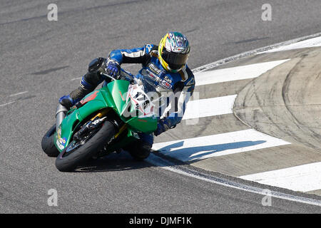 25. September 2010 - Birmingham, Al, Vereinigte Staaten von Amerika - Sam Rozynski (175) während der AMA Pro Daytona SportBike-Rennens im Barber Motorsports Park. (Kredit-Bild: © Jason Clark/Southcreek Global/ZUMApress.com) Stockfoto