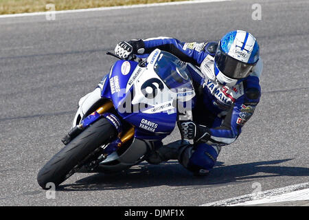 25. September 2010 - Birmingham, Al, Vereinigte Staaten von Amerika - Tommy Aquino (6) während des AMA Pro Daytona SportBike-Rennens im Barber Motorsports Park. (Kredit-Bild: © Jason Clark/Southcreek Global/ZUMApress.com) Stockfoto