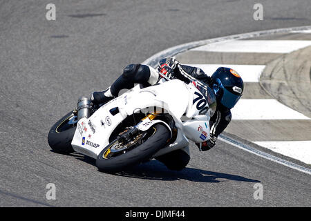 25. September 2010 - Birmingham, Al, Vereinigte Staaten von Amerika - David Gaviria (700) während der AMA Pro Supersport-Rennen im Barber Motorsports Park. (Kredit-Bild: © Jason Clark/Southcreek Global/ZUMApress.com) Stockfoto