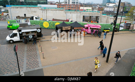 Streetfood vans auf des Königs Boulevard in Kings Cross, London UK KATHY DEWITT Stockfoto