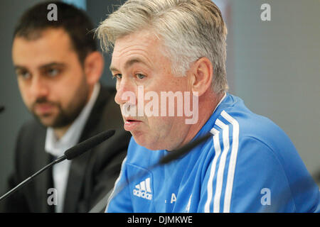 Madrid, Madrid, Spanien. 29. November 2013. Carlo Ancelotti halten eine pregame Pressekonferenz bei der Valdebebas Sport Komplex vor Woche 15 Liga-Spiel zwischen Real Madrid und Valladolid, am 29. November 2013 in Madrid, Spanien-Credit: Madridismo Sl/Madridismo/ZUMAPRESS.com/Alamy Live News Stockfoto